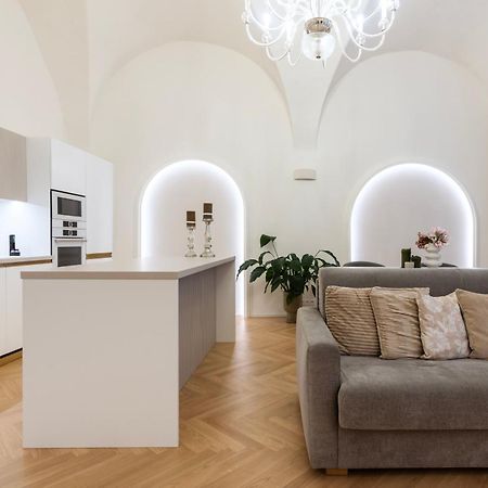 Arch Iv. Apartment Prague Exterior photo