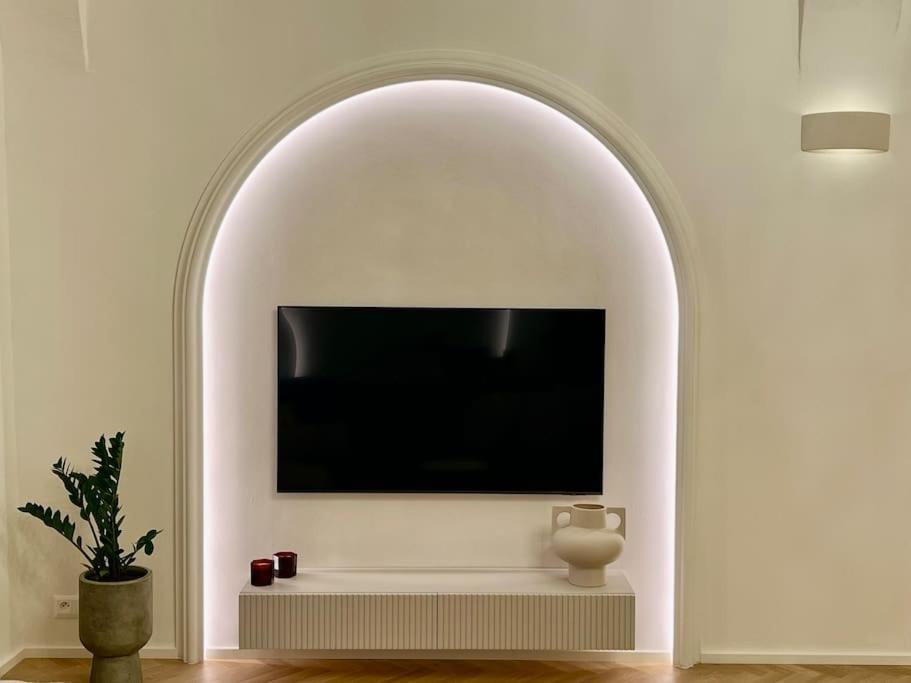 Arch Iv. Apartment Prague Exterior photo
