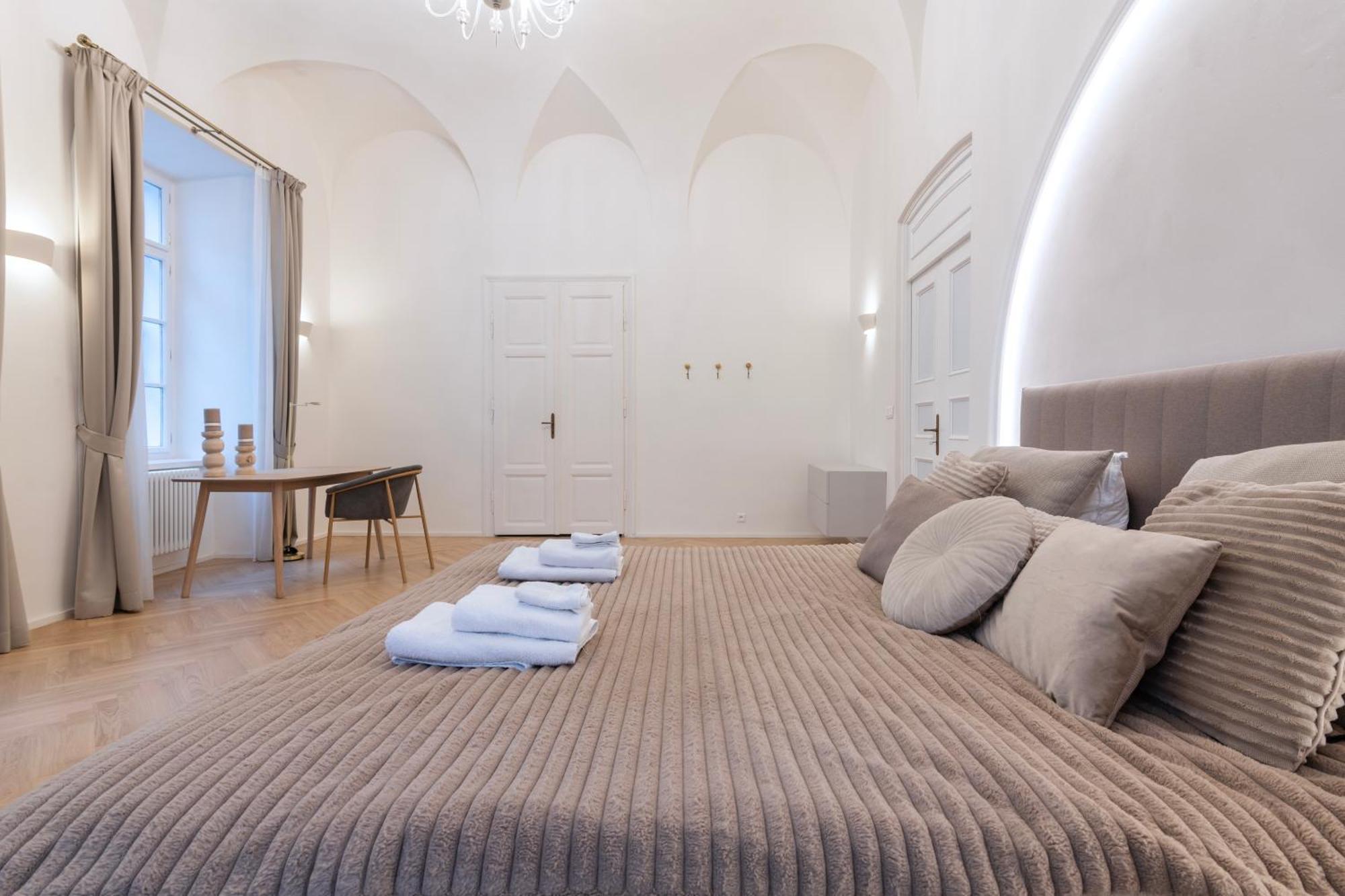 Arch Iv. Apartment Prague Exterior photo